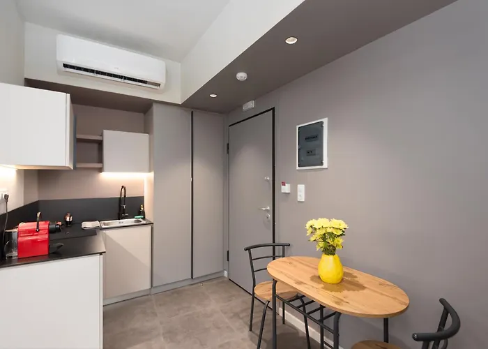 M17 Studios & Suites In The Heart Of Athens